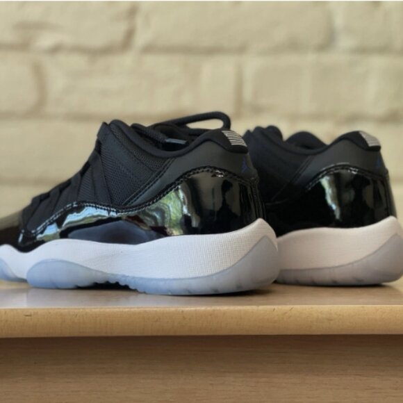 Nike Air Jordan 11 Retro Low GS Space Jam Shoes GS Size 6Y Women 7.5 - Picture 3 of 10